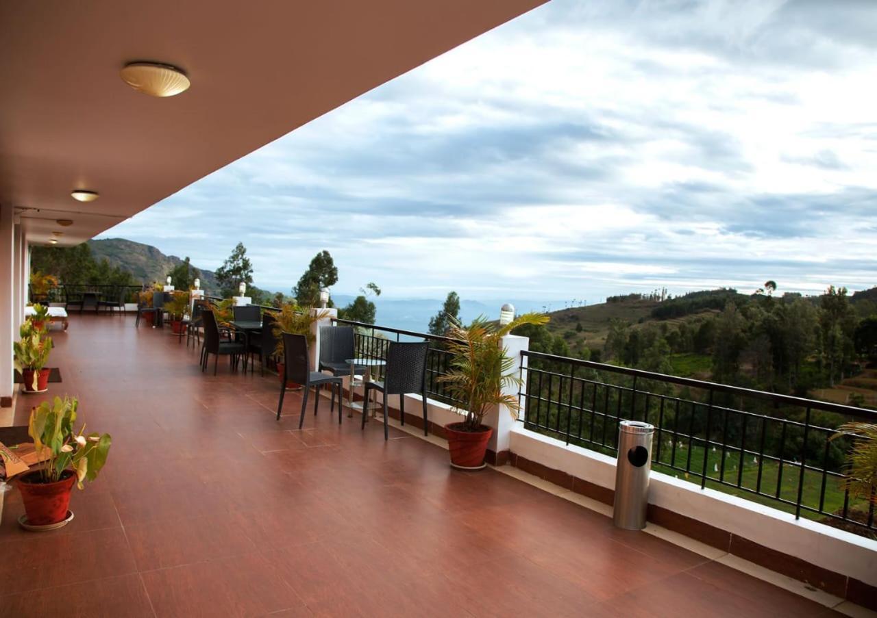 Mount N Mist Hotel Ooty Buitenkant foto